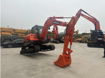 Leasing de  High Quality and Low Price Used Doosan Dx60 Dx75 Dx80 Crawler Excavator in Good Condition 6-ton Mini 6t Excavator for Sale High Quality and Low Price Used Doosan Dx60 Dx75 Dx80 Crawler Excavator in Good Condition 6-ton Mini 6t Excavator for Sale: foto 5