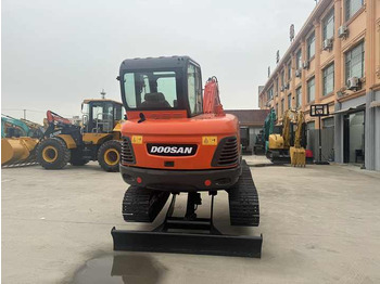 Leasing de  High Quality and Low Price Used Doosan Dx60 Dx75 Dx80 Crawler Excavator in Good Condition 6-ton Mini 6t Excavator for Sale High Quality and Low Price Used Doosan Dx60 Dx75 Dx80 Crawler Excavator in Good Condition 6-ton Mini 6t Excavator for Sale: foto 2