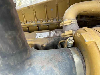 Bulldozer Original Japan Imported Caterpillar D7R Bulldozer Japan Original Cat D7G D7R D9n D8r Used Bulldozers: foto 2 Bulldozer Original Japan Imported Caterpillar D7R Bulldozer Japan Original Cat D7G D7R D9n D8r Used Bulldozers: foto 2