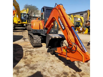 Excavadora de cadenas DOOSAN DH60-7