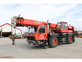 Grúa todo terreno GROVE