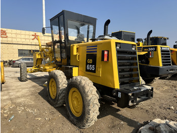 Grader KOMATSU GD655: foto 3