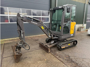Miniexcavadora VOLVO EC18D