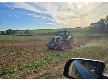 Tractor Claas Axion 940 Cmatic: foto 5