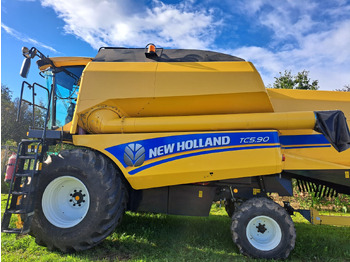 Cosechadora de granos NEW HOLLAND TC series