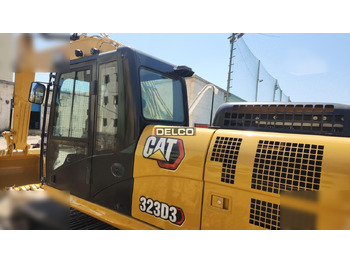Excavadora de cadenas nuevo CATERPILLAR 323D3: foto 2
