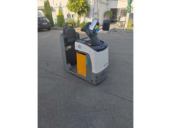 Remolcadora JUNGHEINRICH