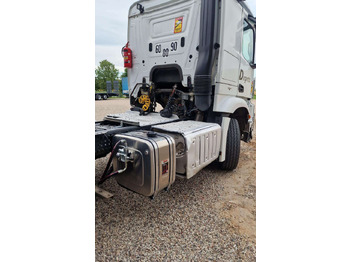 Cabeza tractora IVECO