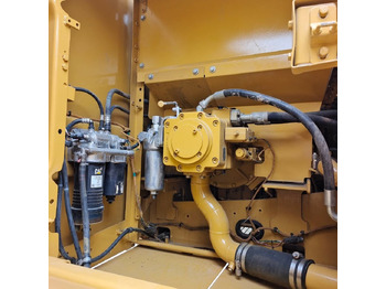 Excavadora de cadenas CAT 320GC: foto 5