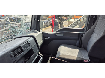 Furgoneta MAN TGL 8.150 4X2 BL Unfallschaden bedingt fahrbereit, Motor ok: foto 2 Furgoneta MAN TGL 8.150 4X2 BL Unfallschaden bedingt fahrbereit, Motor ok: foto 2