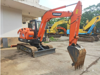 Miniexcavadora Doosan DH55: foto 4