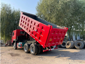 Camión volquete Howo 371 6X4: foto 4 Camión volquete Howo 371 6X4: foto 4