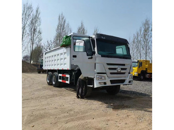 Camión volquete Howo: foto 2