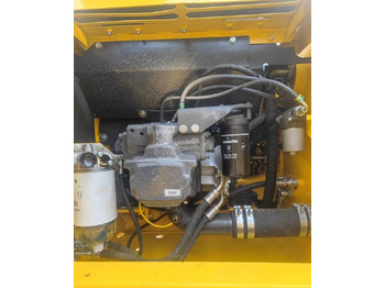 Excavadora de cadenas Komatsu PC220-8: foto 5