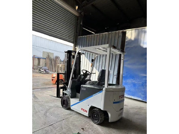 Carretilla elevadora eléctrica TCM FD25-7: foto 4