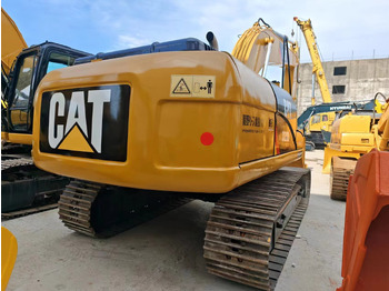 Excavadora de cadenas CATERPILLAR 320D2