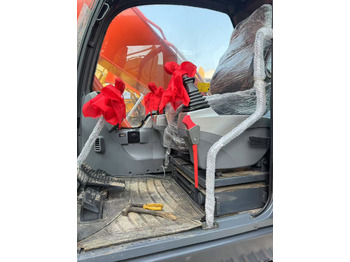 Excavadora de cadenas DOOSAN DX225: foto 4 Excavadora de cadenas DOOSAN DX225: foto 4