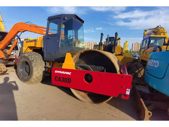 Compactador DYNAPAC