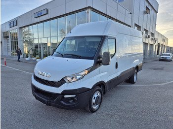 Furgoneta de pasajeros IVECO Daily 35c13