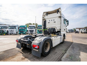 Cabeza tractora MAN TGX 18 460 XLX BLS+INTARDER+ADR+KIPHYDR.: foto 4 Cabeza tractora MAN TGX 18 460 XLX BLS+INTARDER+ADR+KIPHYDR.: foto 4