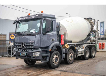 Camión hormigonera LIEBHERR