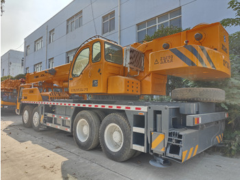 Autogrúa XCMG QY70KC