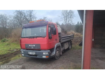 Camión volquete MAN