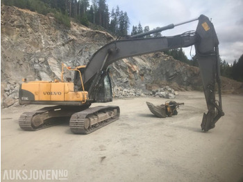 Excavadora VOLVO EC210CL