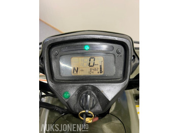 Tractor 2011 Suzuki 500AXi ATV hengerfeste vinsj: foto 4