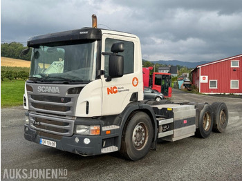 Camión chasis SCANIA P