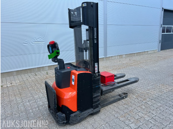 Equipo de manutención Toyota SWE 120 med 2,7m løftehøyde og lader: foto 5