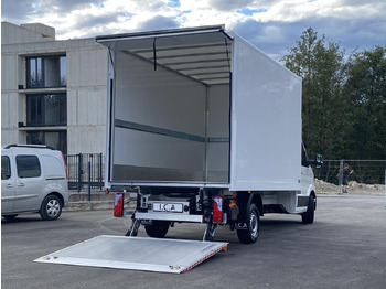 Furgoneta caja cerrada MAN TGE 3.180