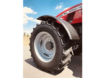 Tractor Massey Ferguson MF 5709 M Dyna-4: foto 4
