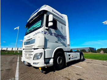 Cabeza tractora DAF XF 530 god tractor unit: foto 2