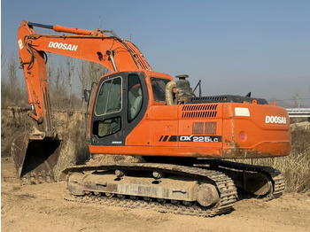 Excavadora de cadenas DOOSAN DX225LC