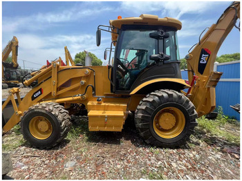 Retroexcavadora CATERPILLAR 420F