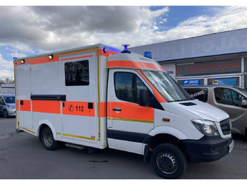 Ambulancia Mercedes-Benz Sprinter Sprinter 519 Karetka 4X4 Ambulans MODEL 2017: foto 4