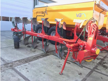 Arado Vogel & Noot 6 schaar wentelploeg: foto 2 Arado Vogel & Noot 6 schaar wentelploeg: foto 2