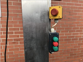 Maquinaria de alimentación Scaniro L10 tote bin hoist: foto 3 Maquinaria de alimentación Scaniro L10 tote bin hoist: foto 3