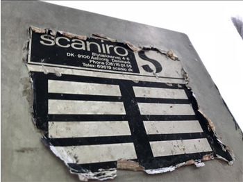 Maquinaria de alimentación Scaniro L10 tote bin hoist: foto 4 Maquinaria de alimentación Scaniro L10 tote bin hoist: foto 4