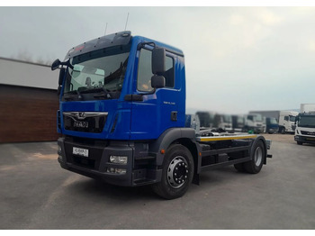 Camión multibasculante MAN TGM 18.340