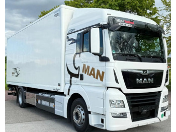 Camión caja cerrada MAN TGX 18.500