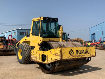 Leasing de Bomag BW 219 D H-4  Bomag BW 219 D H-4: foto 1