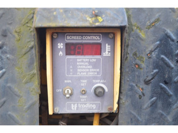 Pavimentadora de asfalto Demag DF 100 P: foto 3 Pavimentadora de asfalto Demag DF 100 P: foto 3