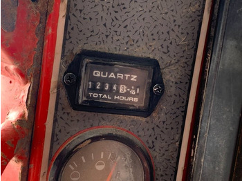 Minicargadora Gehl 4240: foto 3 Minicargadora Gehl 4240: foto 3