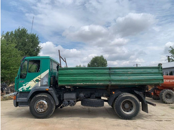 Camión volquete MAN 18.246: foto 3 Camión volquete MAN 18.246: foto 3