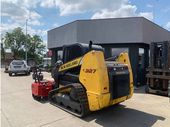 Minicargadora New Holland C327: foto 3