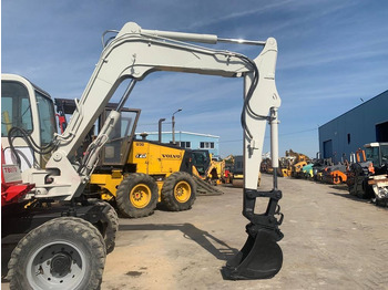 Excavadora de ruedas Takeuchi TB070W: foto 5