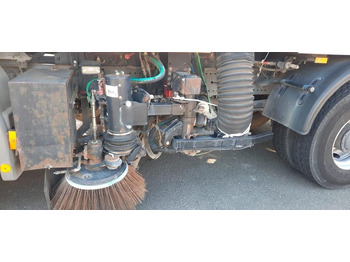 Barredora vial Mercedes-Benz 1824 Axor 1-Hand: foto 5 Barredora vial Mercedes-Benz 1824 Axor 1-Hand: foto 5