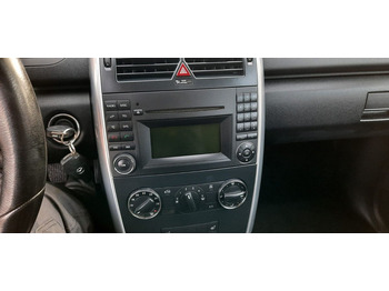 Coche Mercedes-Benz A-Klasse 180 A 180 CDI AVANTGARDE: foto 5